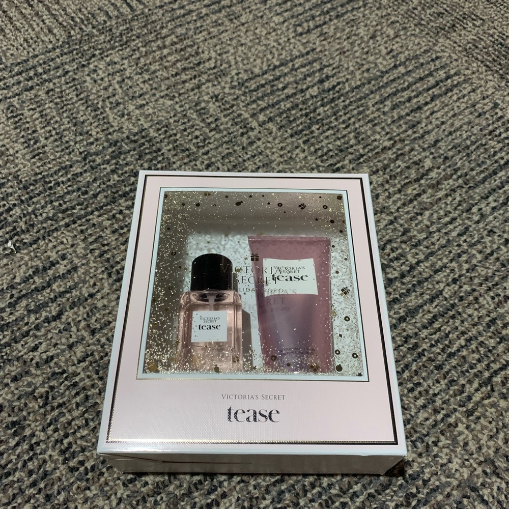 VS Tease Gift Set. "New"